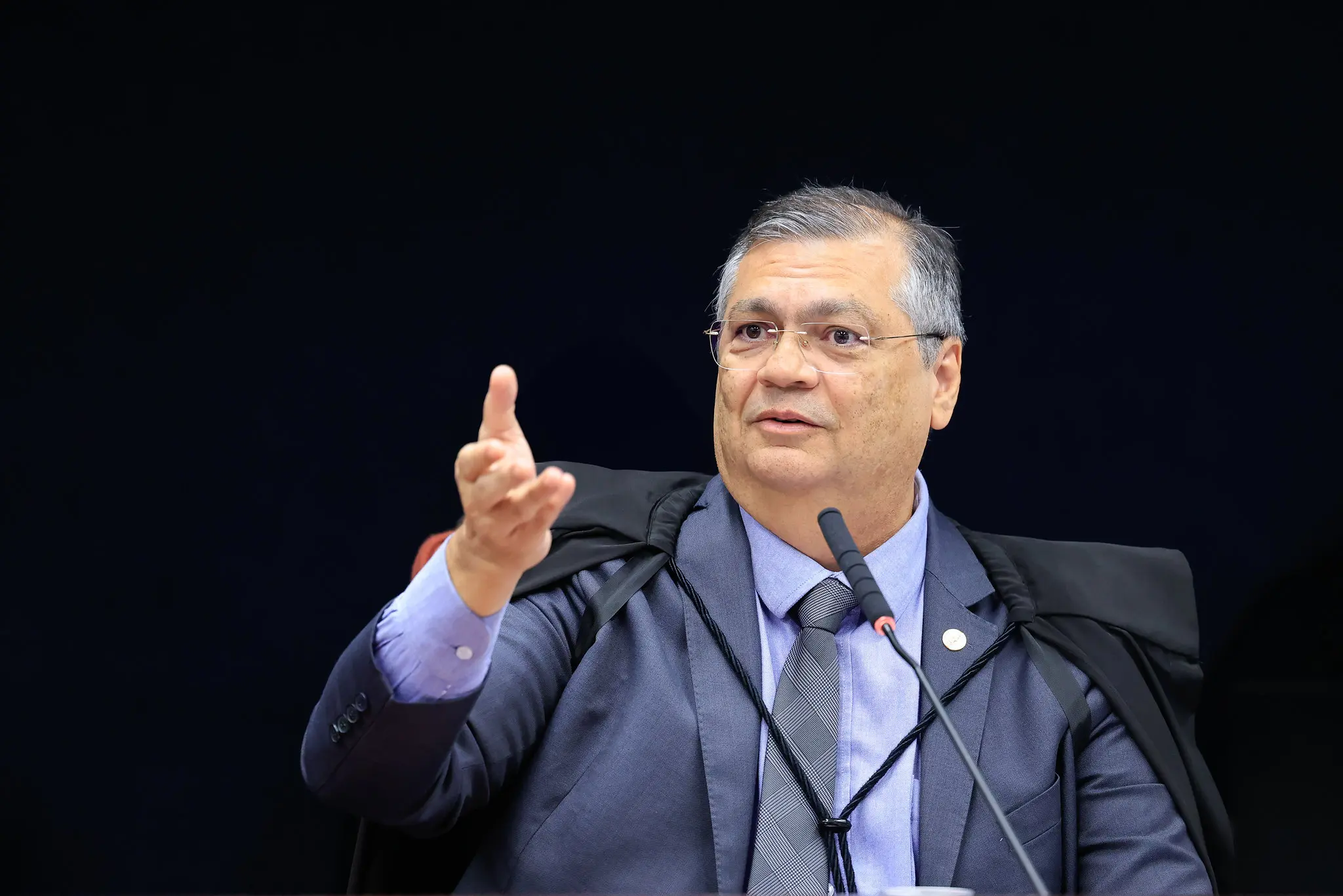 Leia mais sobre o artigo Ministro Flávio Dino destaca que fake news podem ser meio para executar crimes
