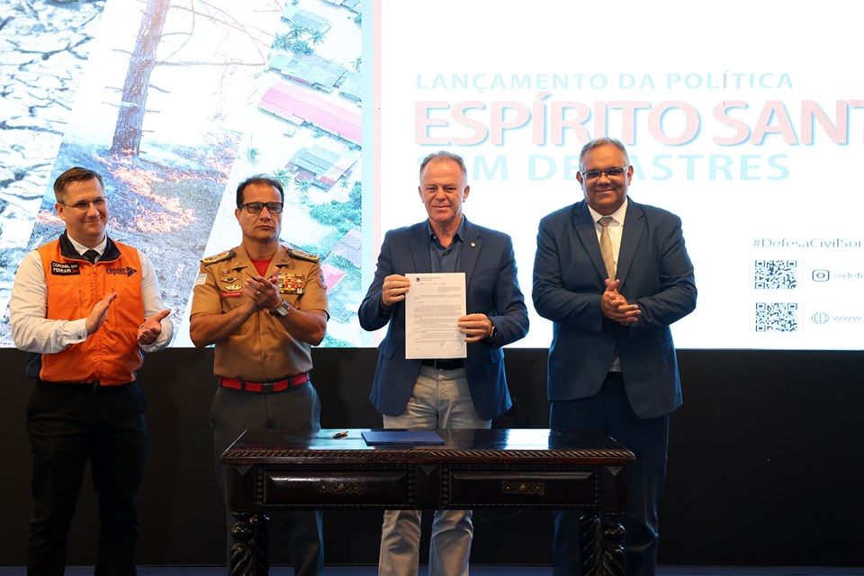 Leia mais sobre o artigo Estado terá Política de Enfrentamento a Desastres e Governo disponibiliza recursos para obras de prevenção