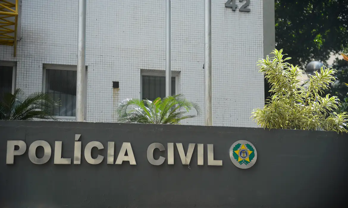 fachada_da_secretaria_de_estado_da_policia_civil_no_centro_do_rio_de_janeiro1006219443