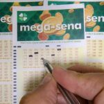 Mega-Sena acumula e prêmio principal vai para R$ 12 milhões